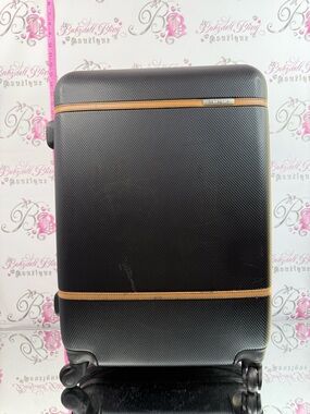 Samsonite luggage travel medium size 3D effect Black Spinner with Tan Trim